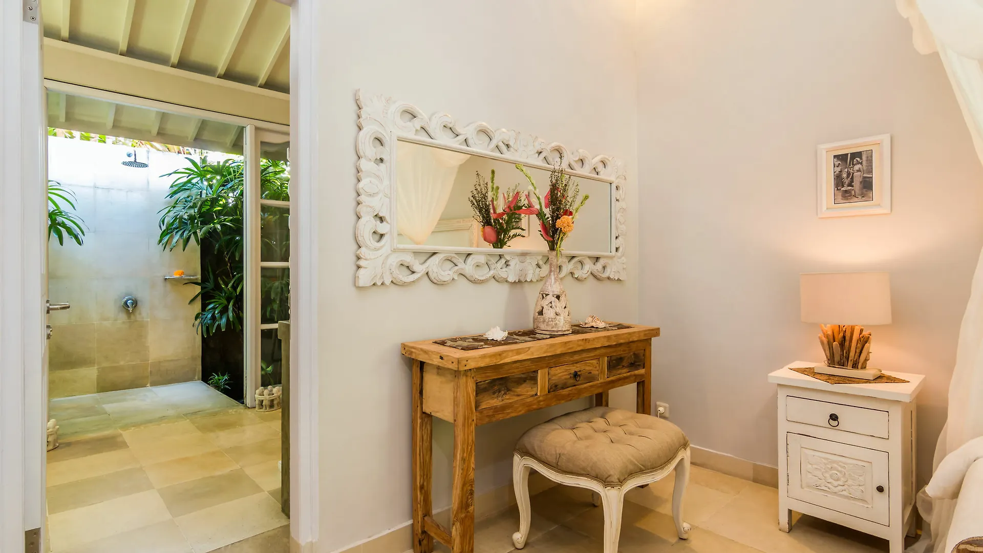 Alfan Villa Seminyak  Indonesia